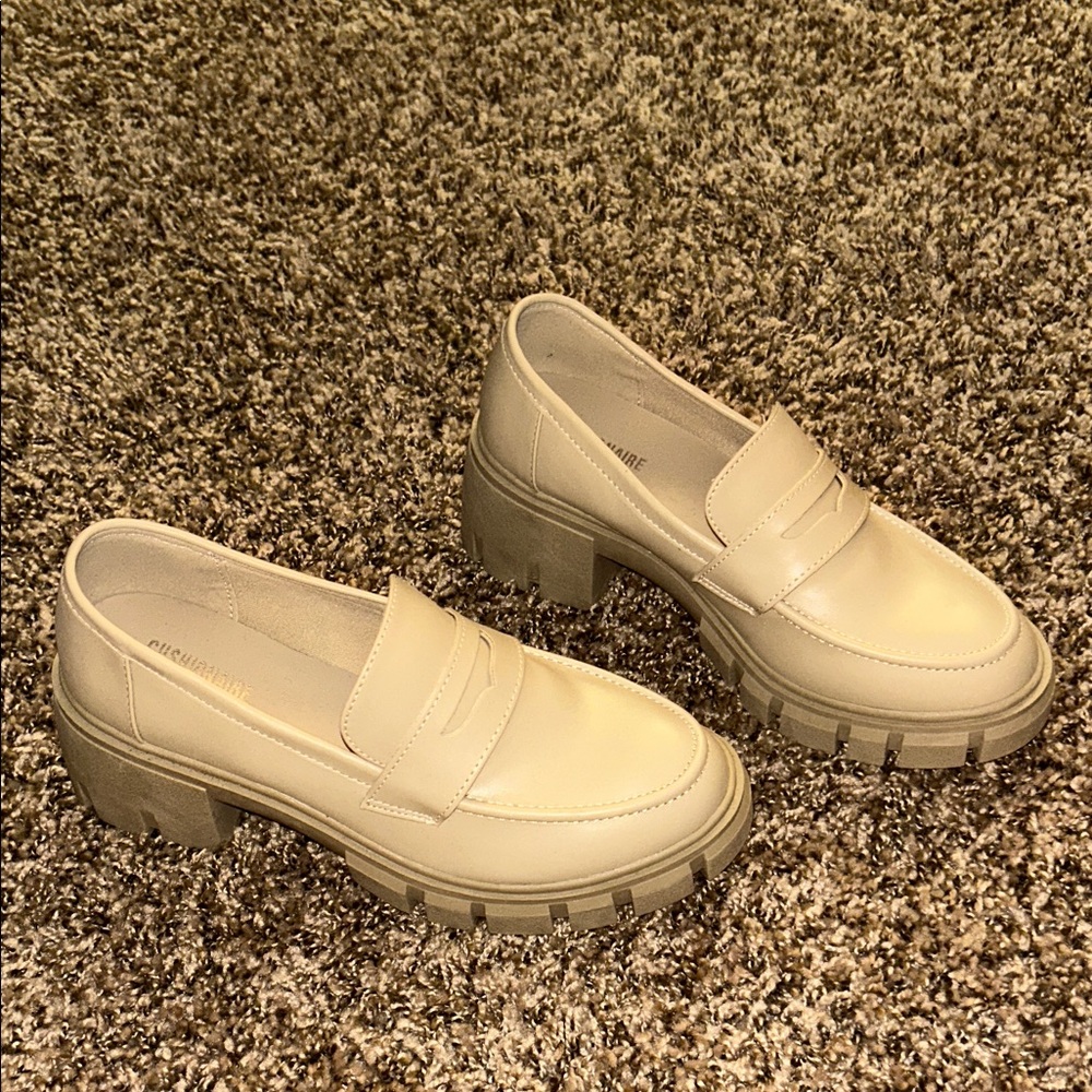 Cushionaire Beige Chunky Loafers for Women